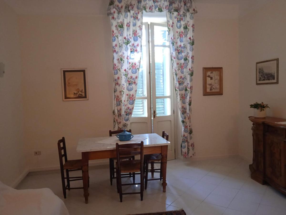 Casa Jacaranda Leilighet Cagliari Eksteriør bilde
